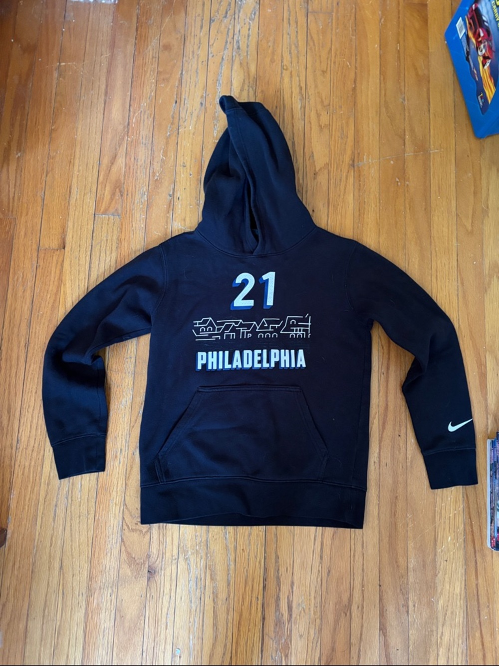 Nike Black Kids Philadelphia 76ers '21 boathouse Hoodie with Light Blue Graphic